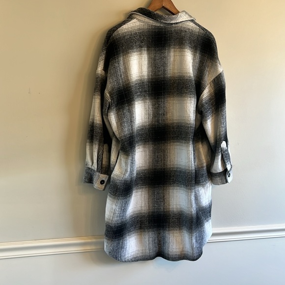 Long plaid lime and chilli shacket M/L - Picture 3 of 3